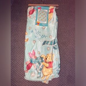 Winnie the Pooh Winter Wishes Cozy Blanket